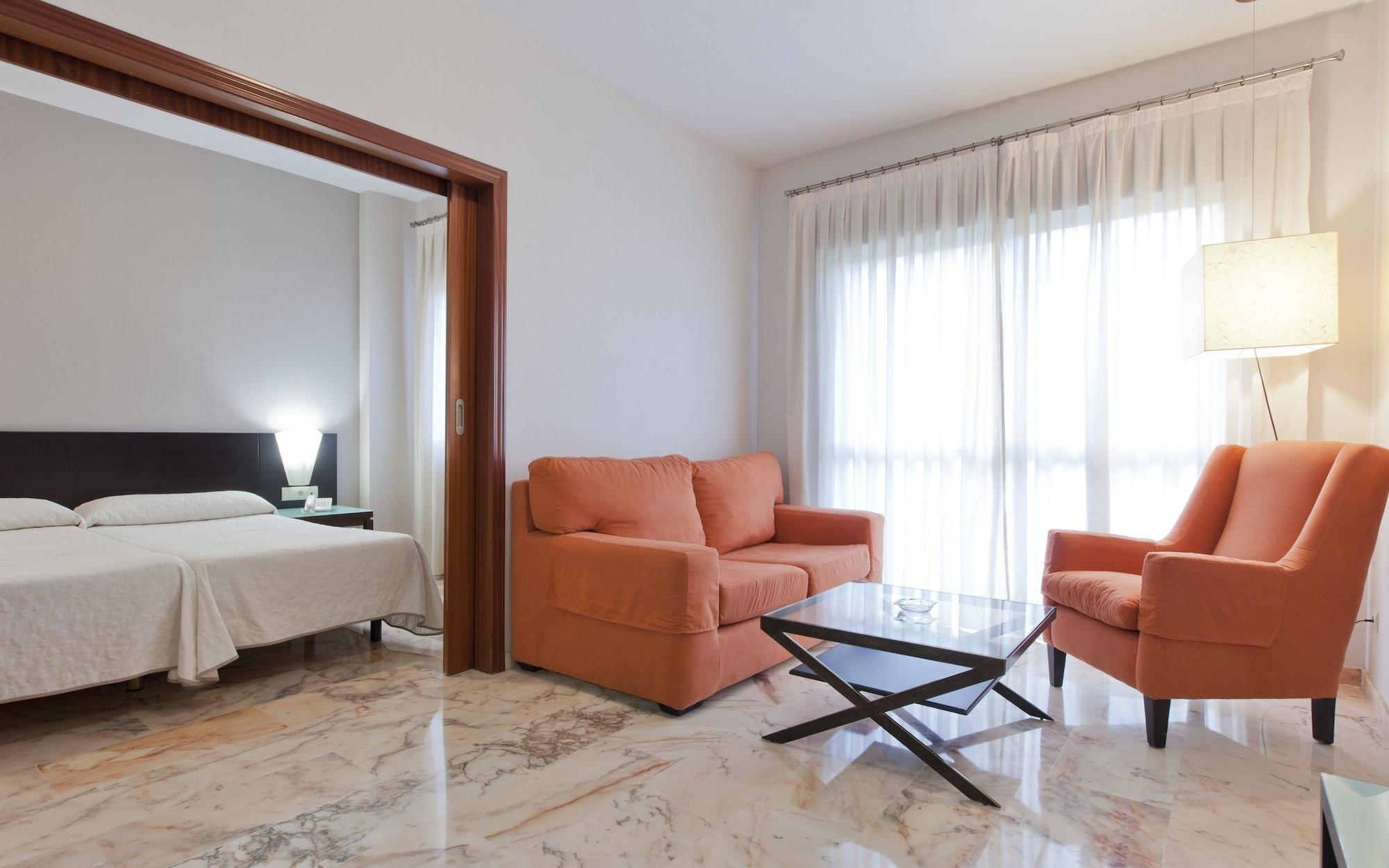 Apartamentos Vertice Bib Rambla Севілья Екстер'єр фото