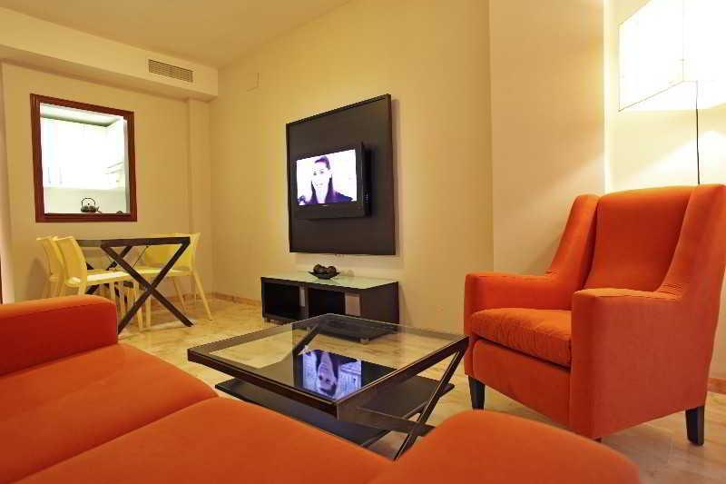Apartamentos Vertice Bib Rambla Севілья Екстер'єр фото