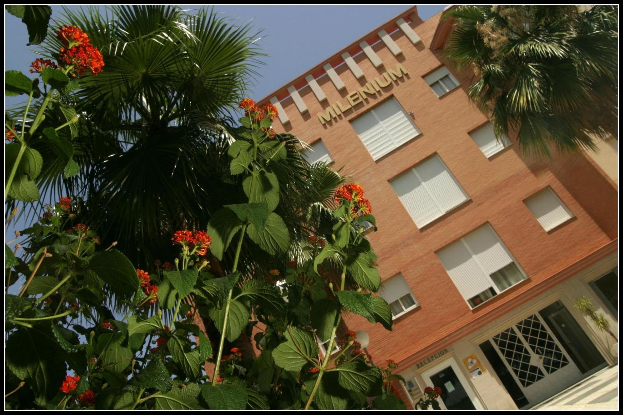 Apartamentos Vertice Bib Rambla Севілья Екстер'єр фото