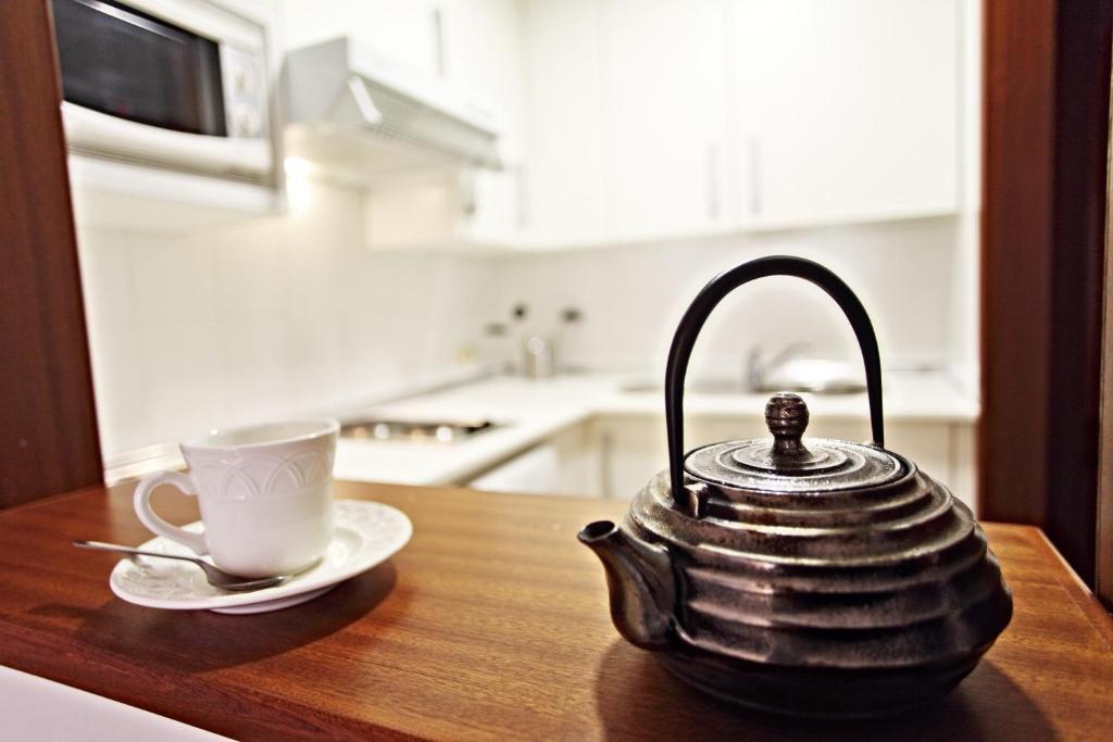 Apartamentos Vertice Bib Rambla Севілья Номер фото