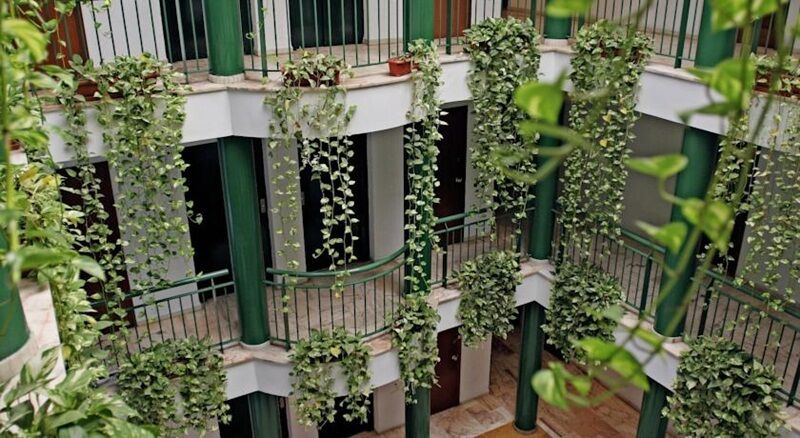 Apartamentos Vertice Bib Rambla Севілья Екстер'єр фото