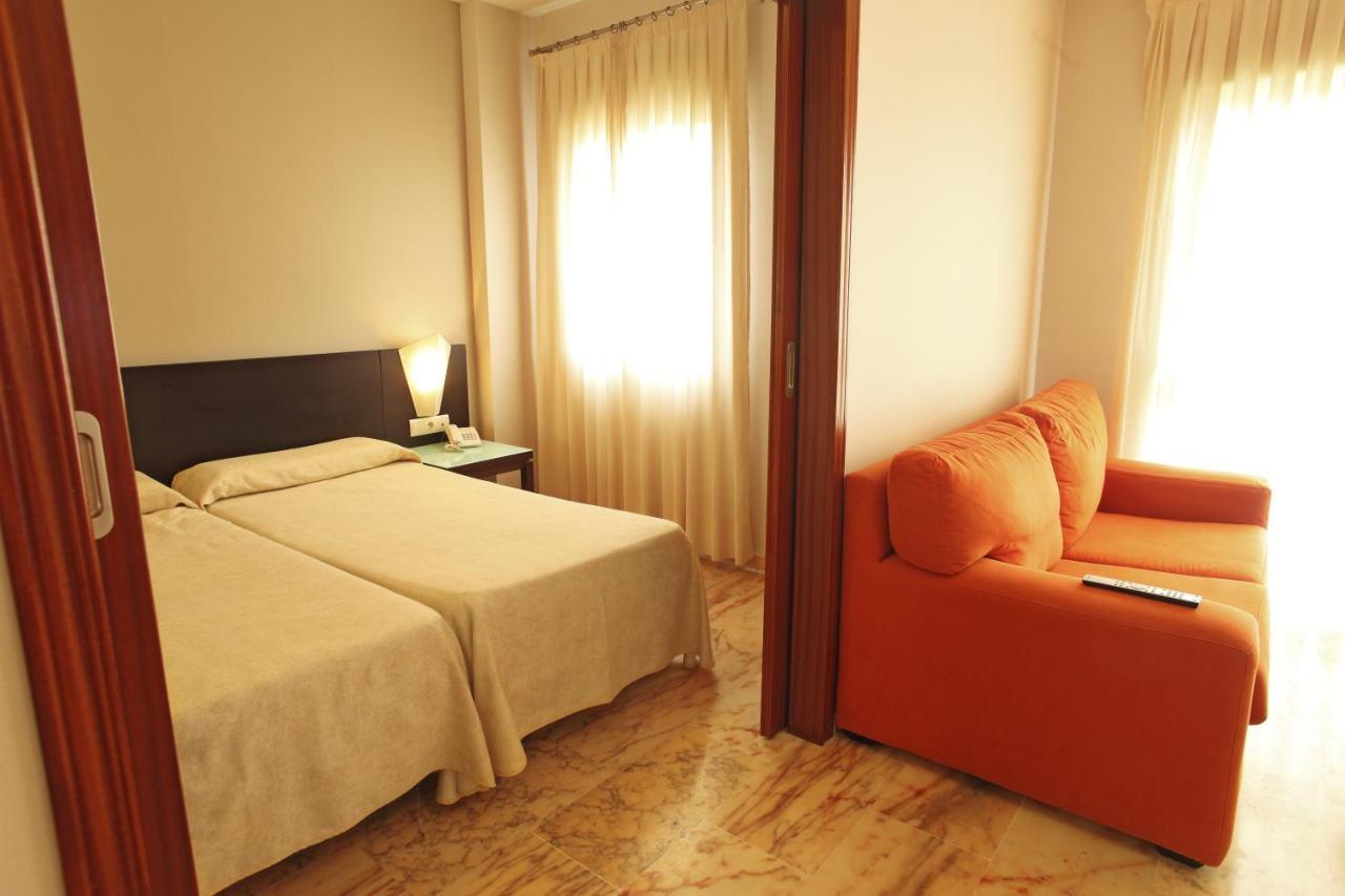 Apartamentos Vertice Bib Rambla Севілья Номер фото